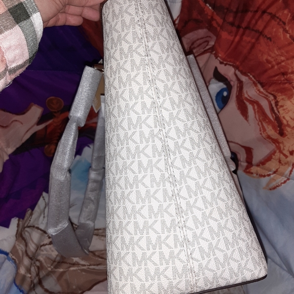 Purse - Picture 5 of 5